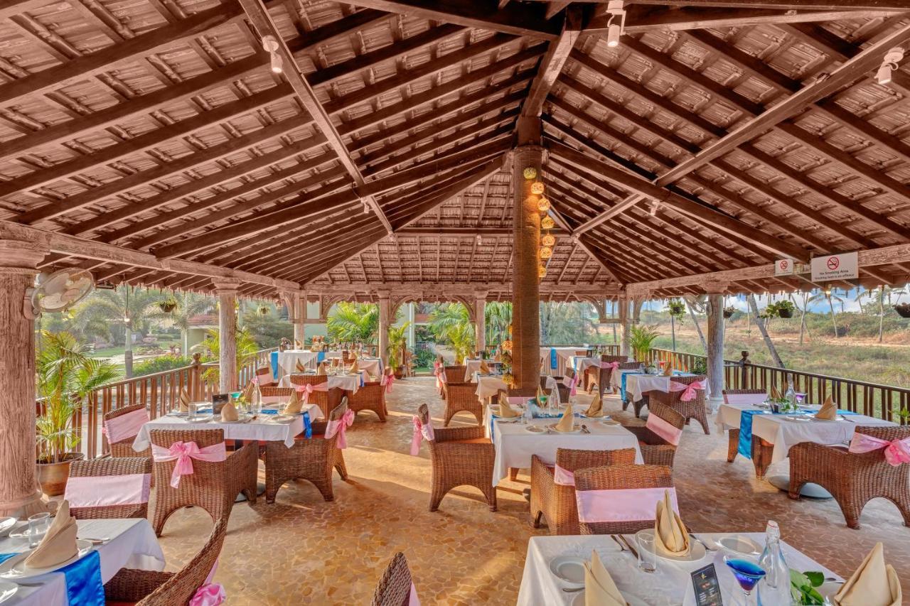 Club Mahindra Acacia Palms Hotel Colva Eksteriør billede